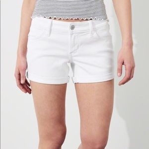 Hollister Cute mid length denim shorts